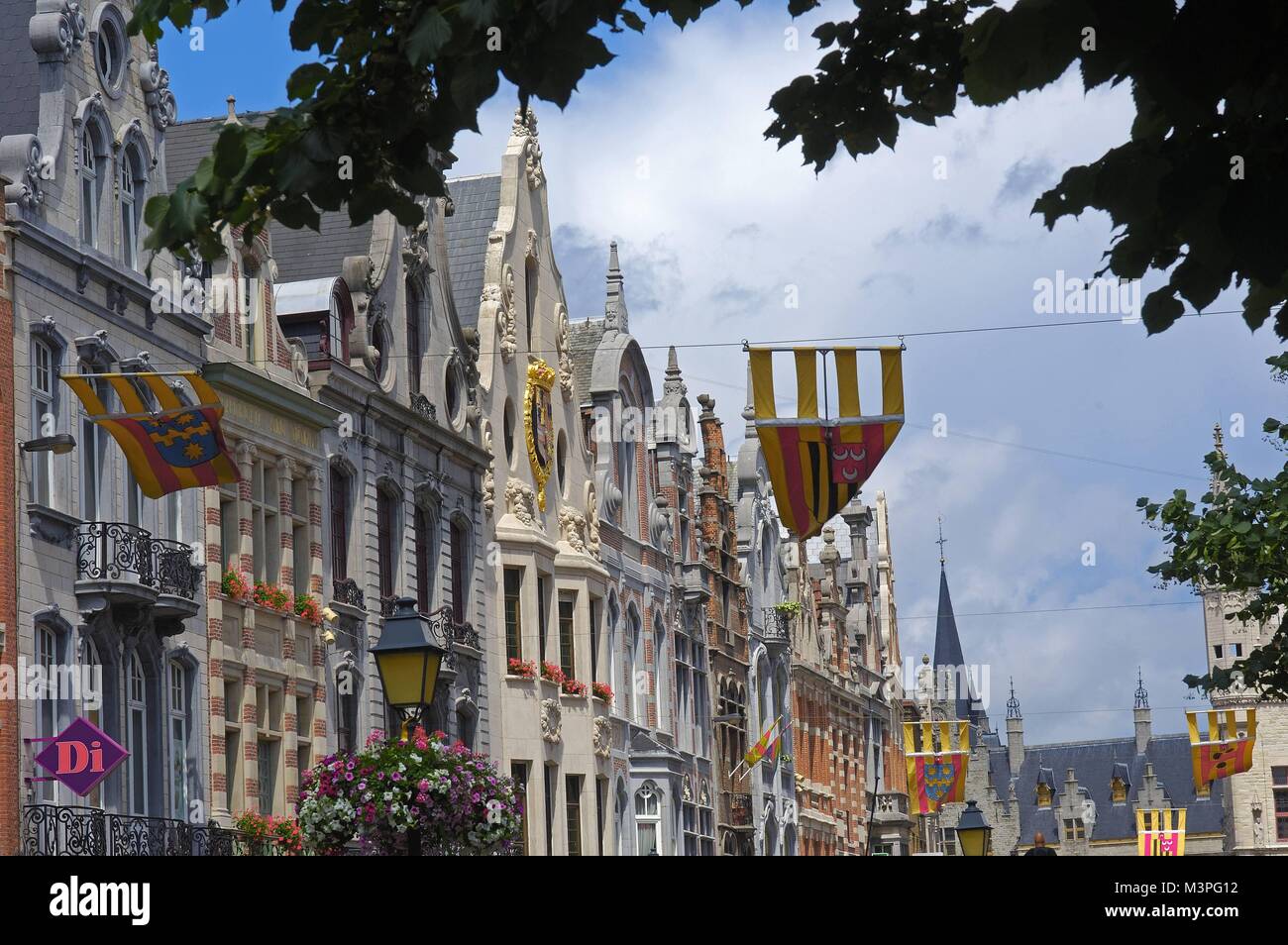 Houses at street Ijzerenleen, Mechelen, Flanders, Belgium/Malines | usage worldwide Stock Photo