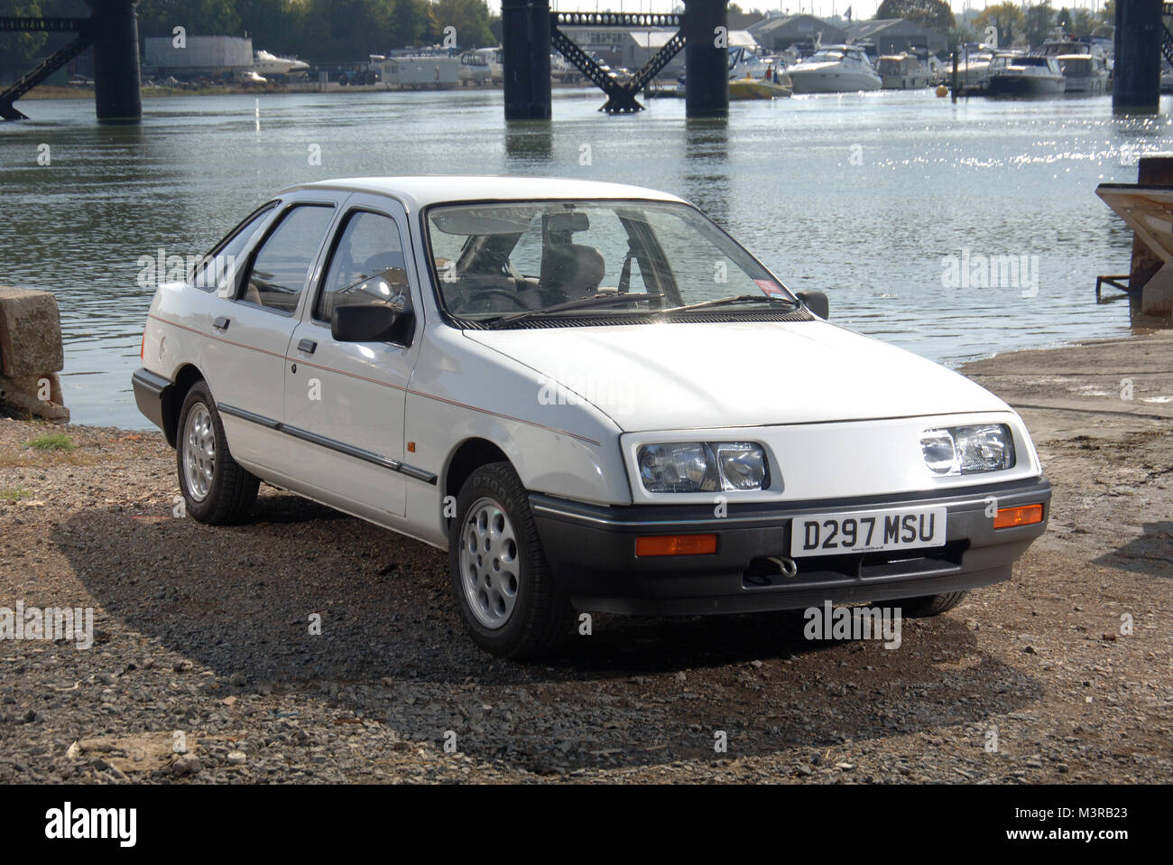 1986 Ford Sierra Hatchback Family Car And Common Rep Mobile Of The Stock Photo Alamy