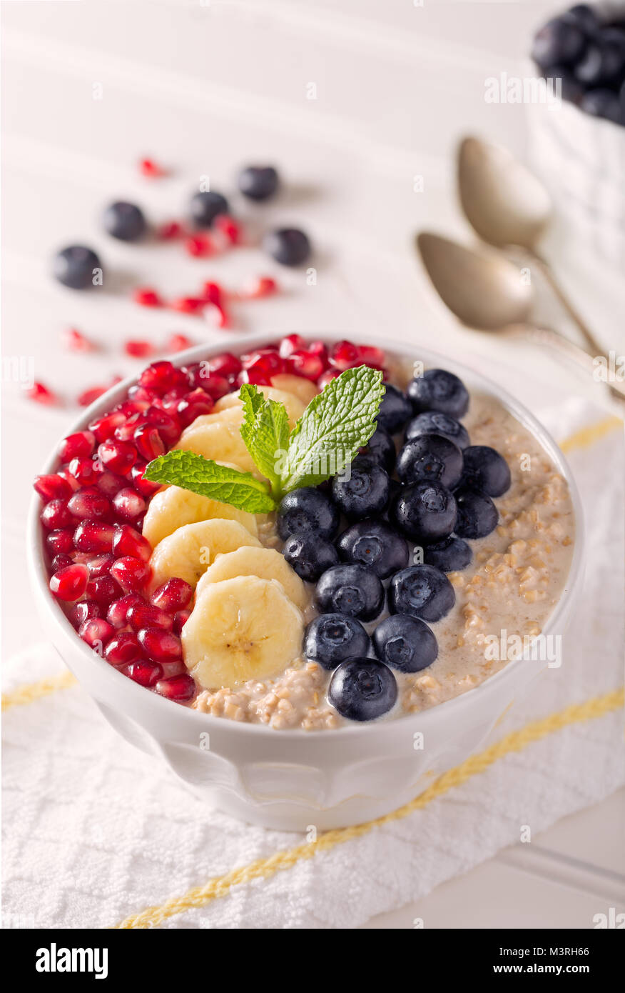 Cereal foods hires stock photography and images Alamy