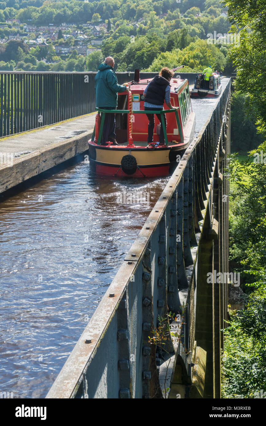 Llangollen canal, Pontcysyllte aqueduct, Viaduct, Denbighshire, Wales ...