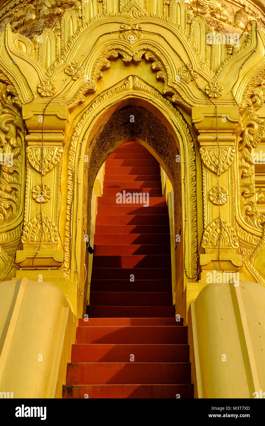 Golden stair hi-res stock photography and images - Alamy