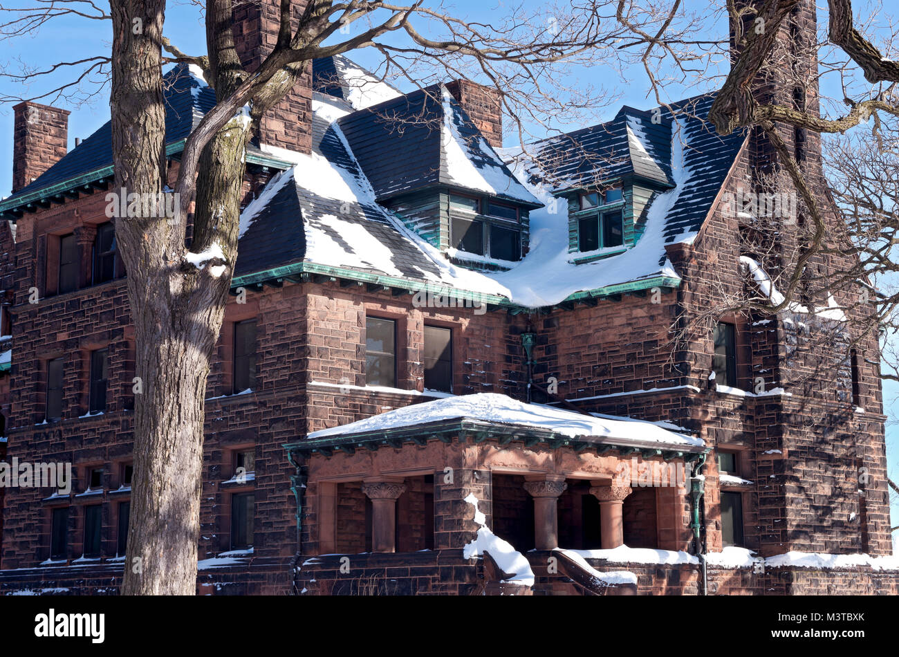 ST. PAUL, MN/USA JANUARY 23, 2018 The largest home on St. Paul’s