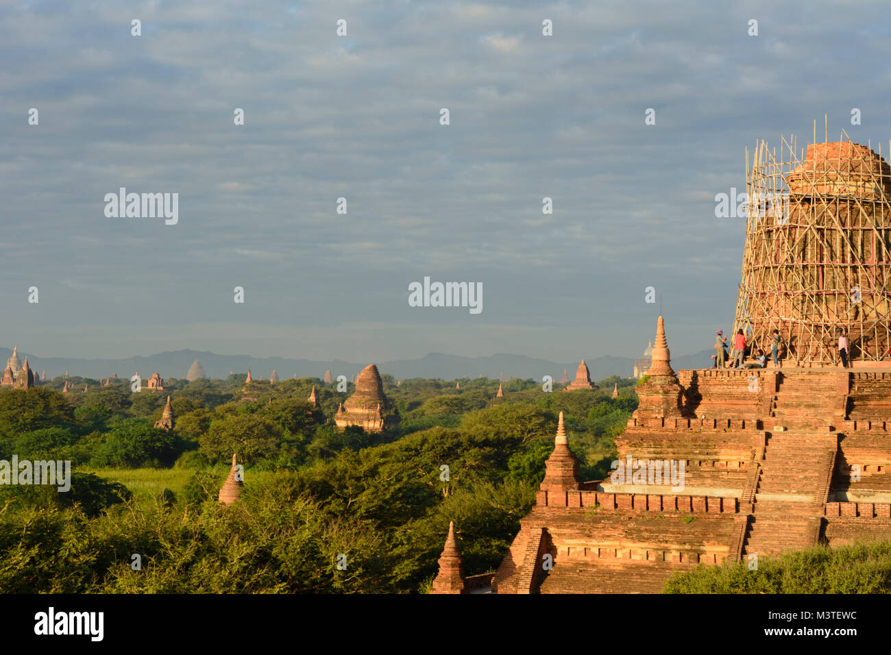 Bagan: temples, stupas, Buledi Temple (right), , Mandalay Region, Myanmar (Burma) Stock Photo