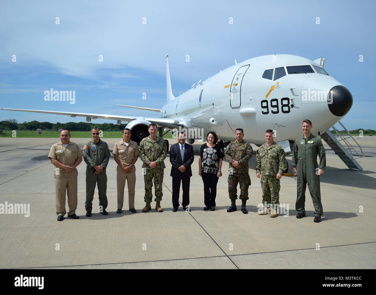 CAMALAPA, El Salvador (Jun. 23, 2016) – Distinguished visitors from El Salvador and U.S. Naval Officers pose for a photo after conducting familiarization flights in a P-8A Poseidon maritime surveillance aircraft. the P-8 is expected to deploy to the 4th Fleet area of responsibility in 2017. (U.S. Navy photo by Information Systems Technician 2nd Class Mallory Wasik/Released) 160623-N-PQ607-114 by U.S. Naval Forces Southern Command  U.S. 4th Fleet Stock Photo