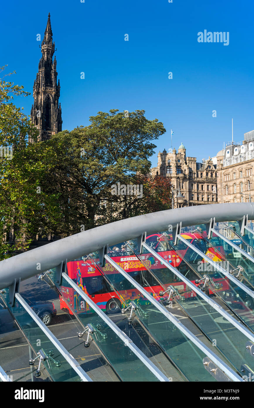 Princes street, tour bus,  Edinburgh, Scotland, UK. Stock Photo