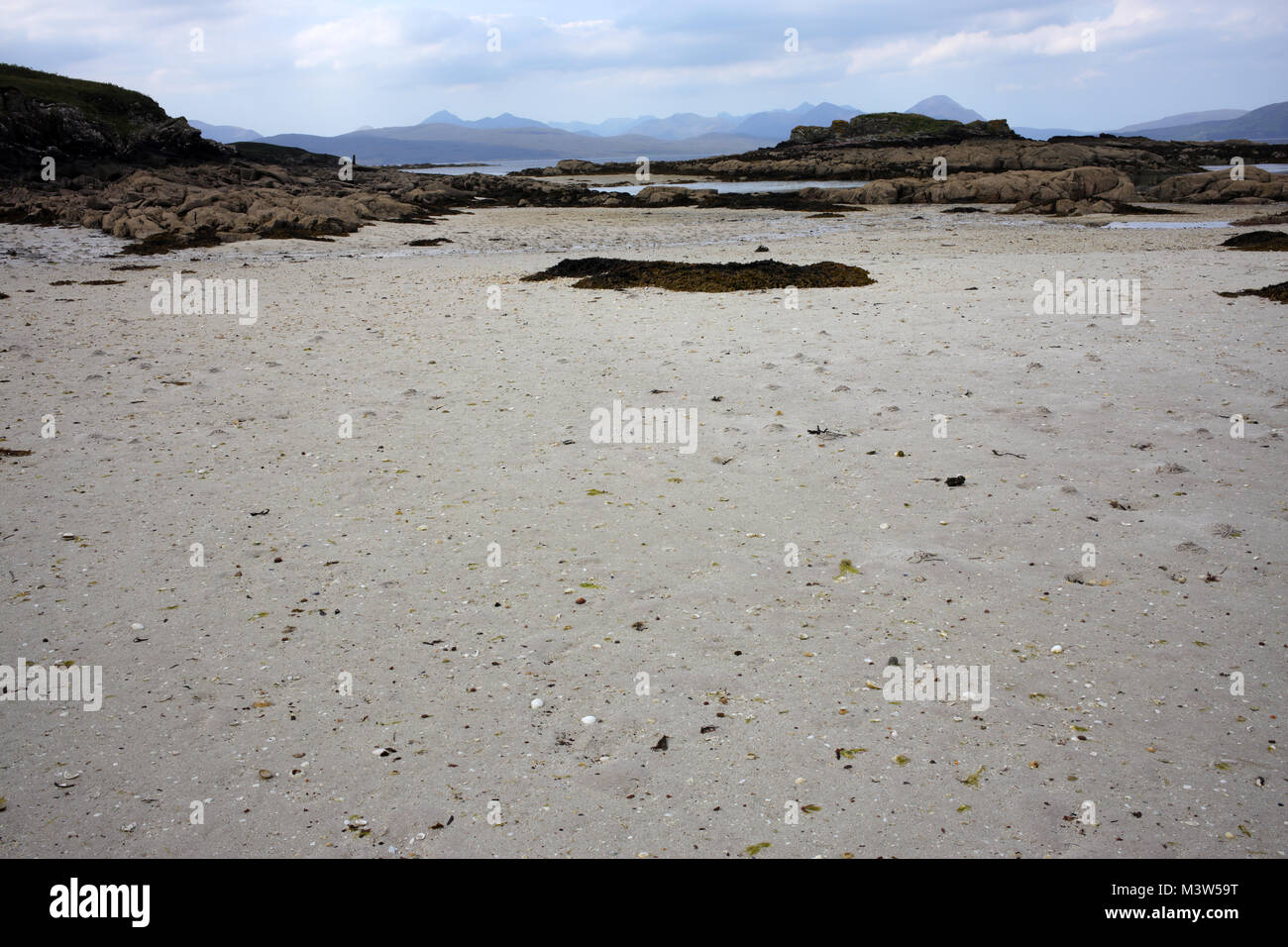 Coral beach with view on the Cuillins mountain range - Applecross - Highlands - Scotland - UK Stock Photo