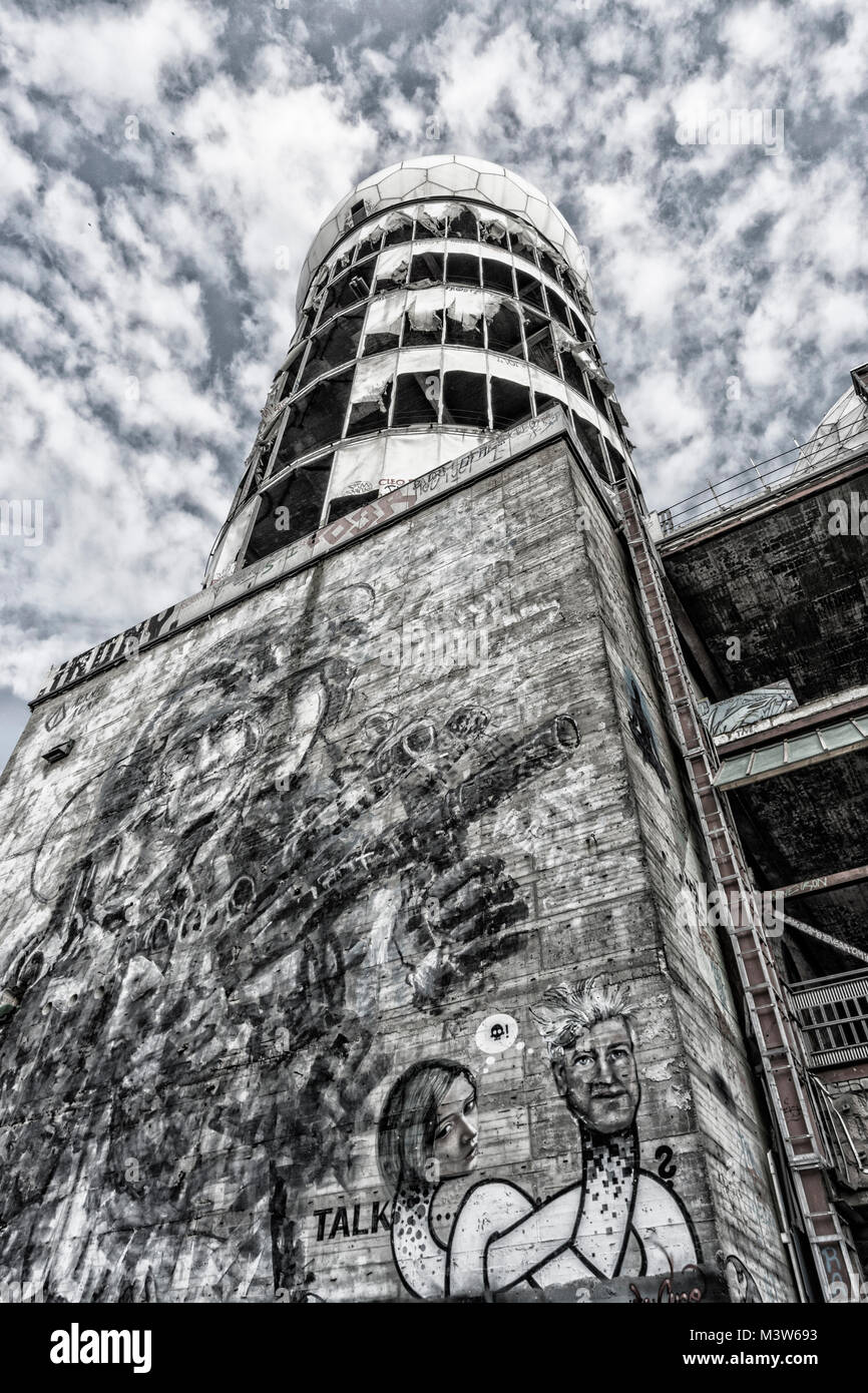 Teufelsberg, former monitoring system of the U.S. Army, abandoned building, Graffiti,  Berlin, Germany Stock Photo