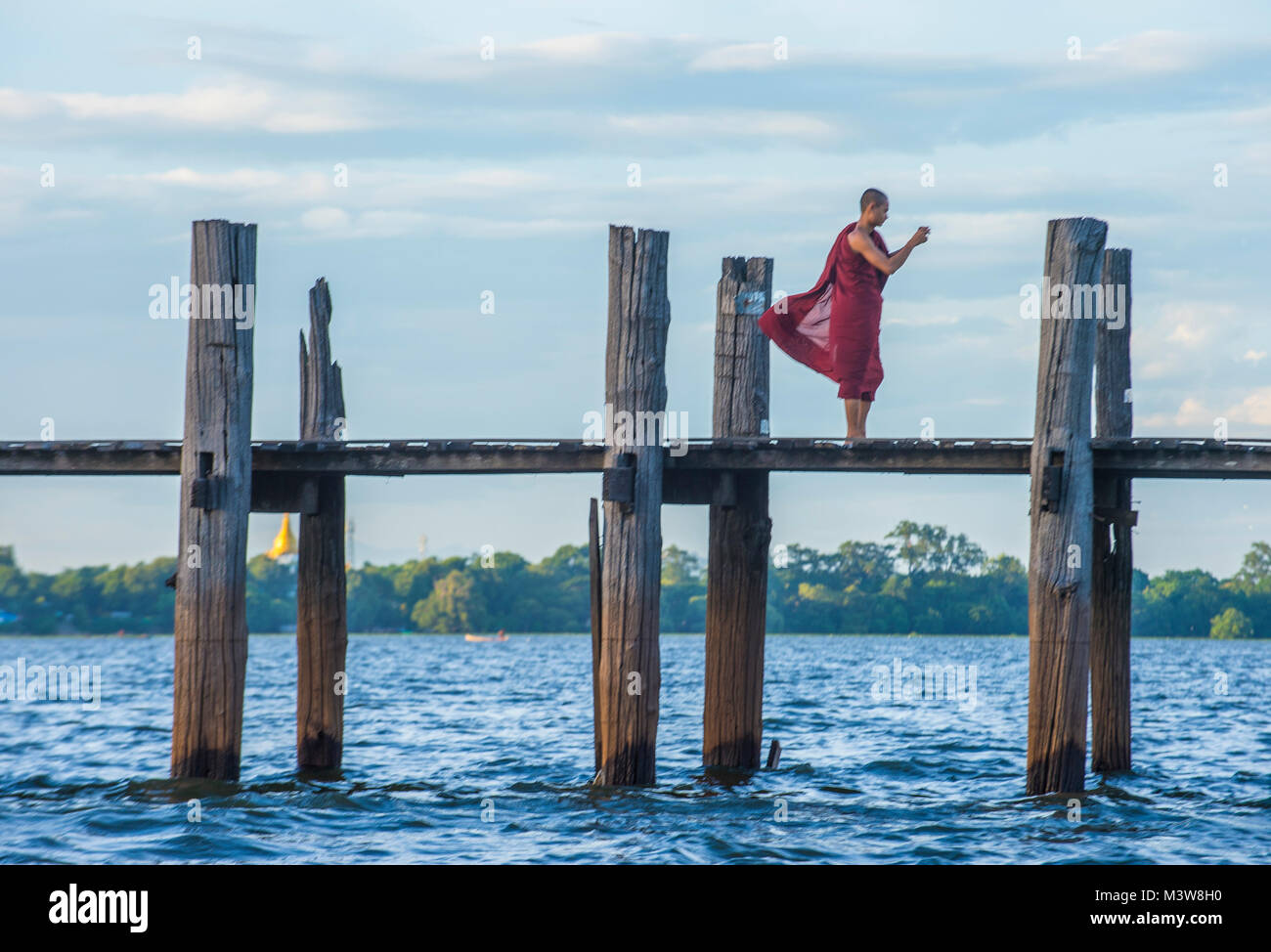 The U Bein Bridge in Amarapura Myanmar Stock Photo - Alamy