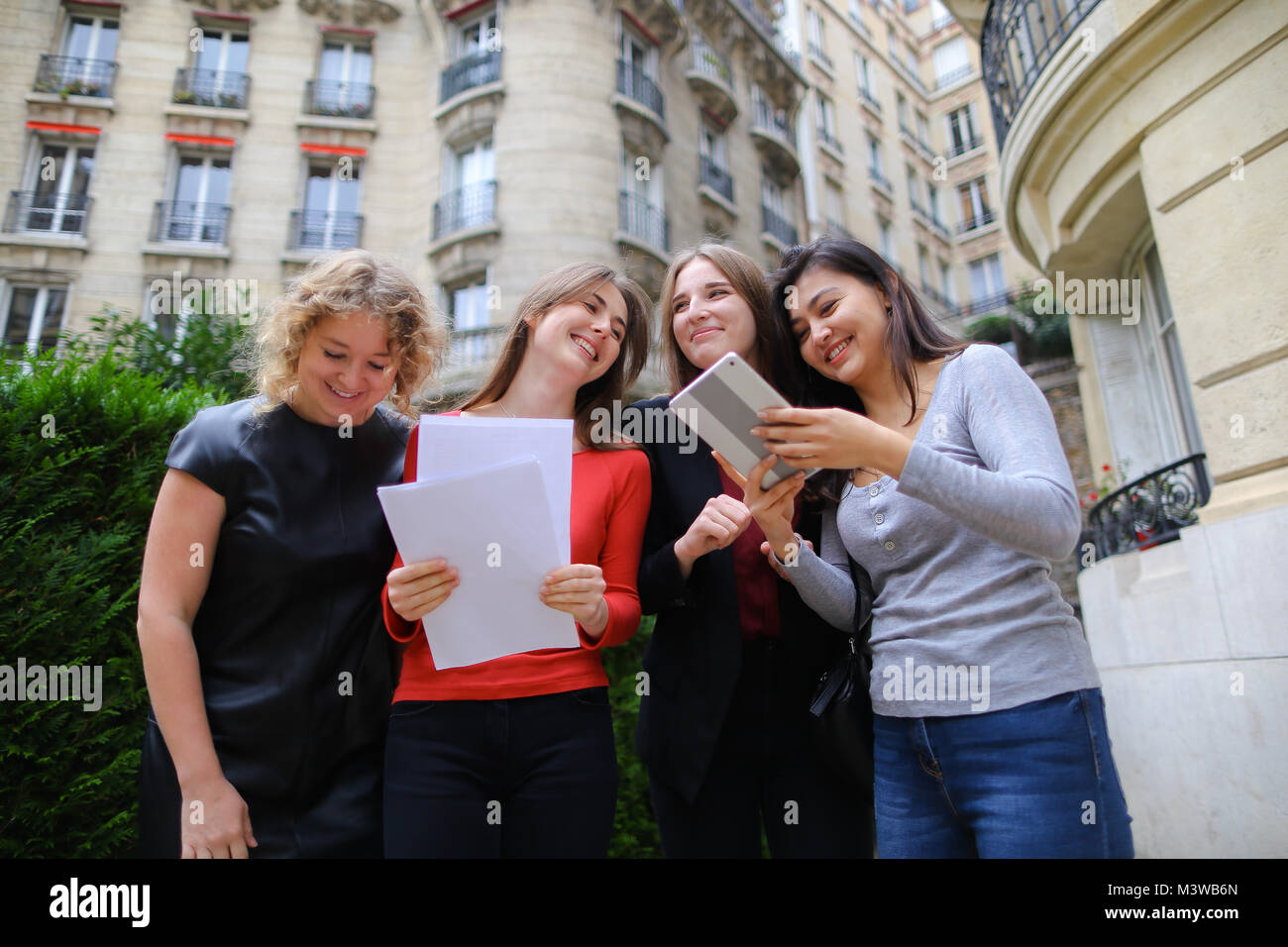 Left university. Leave university. Манчестерский университет факультеты. Идти в университет. Reports making assistance театр.