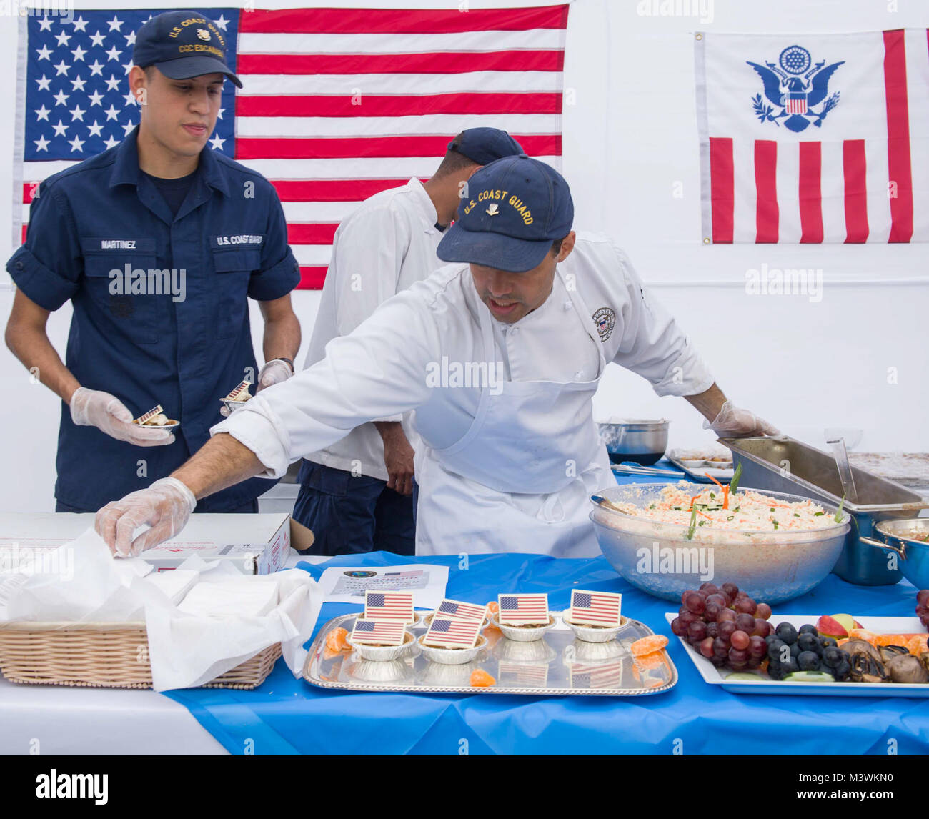 Coast guard cutter escanaba hires stock photography and images Alamy