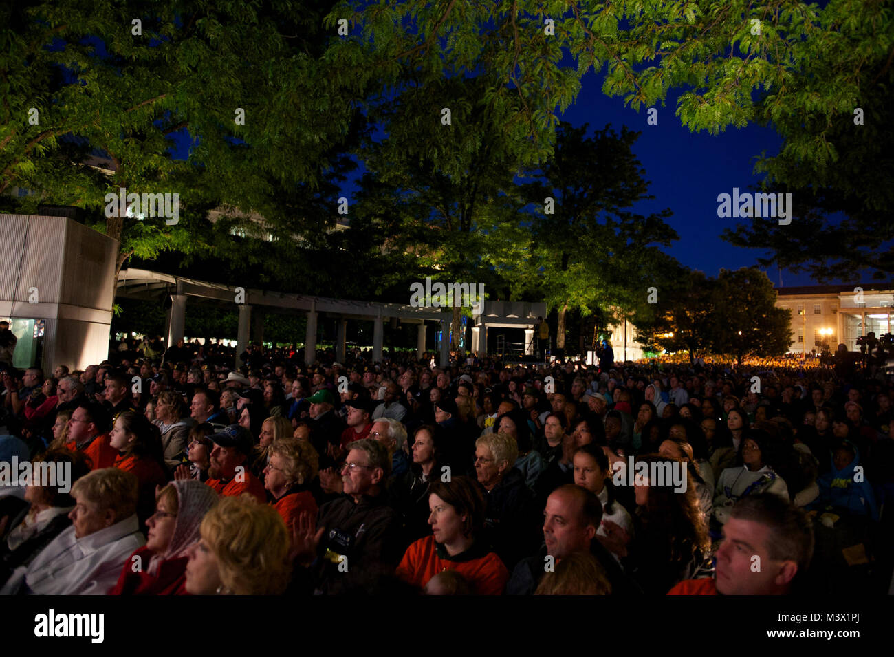 The 25th Annual Candlelight Vigil at the National Law Enforcement ...
