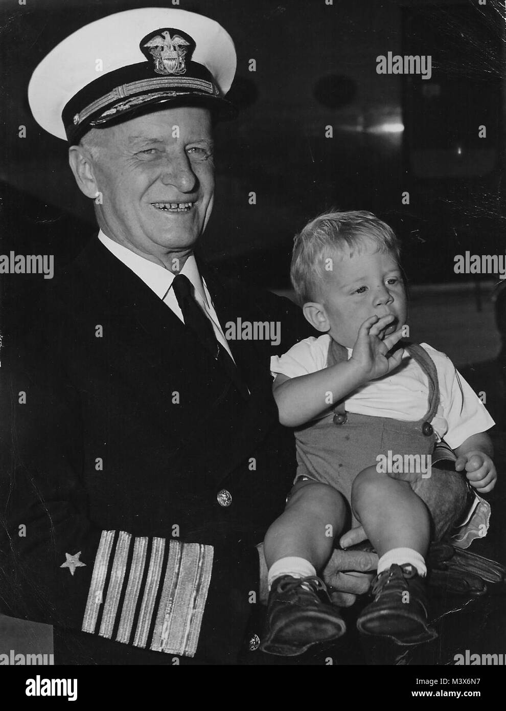 Chester Cmd Chester Nimitz Jr Children – With Suicide, an Admiral Keeps Command ...
