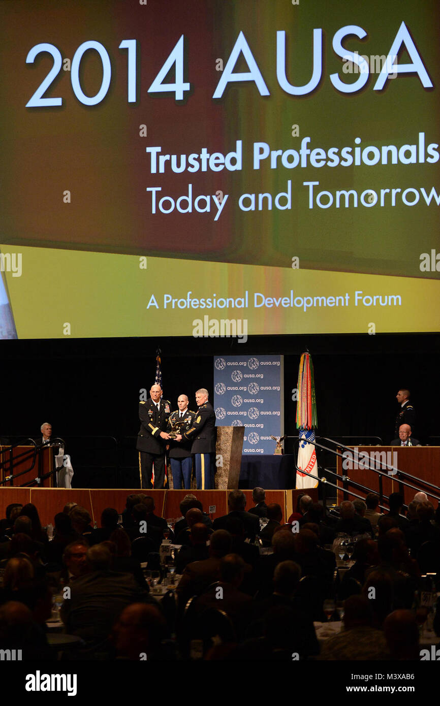 U.S. Army Chief of Staff, Gen. Raymond T. Odierno and Sergeant Major of