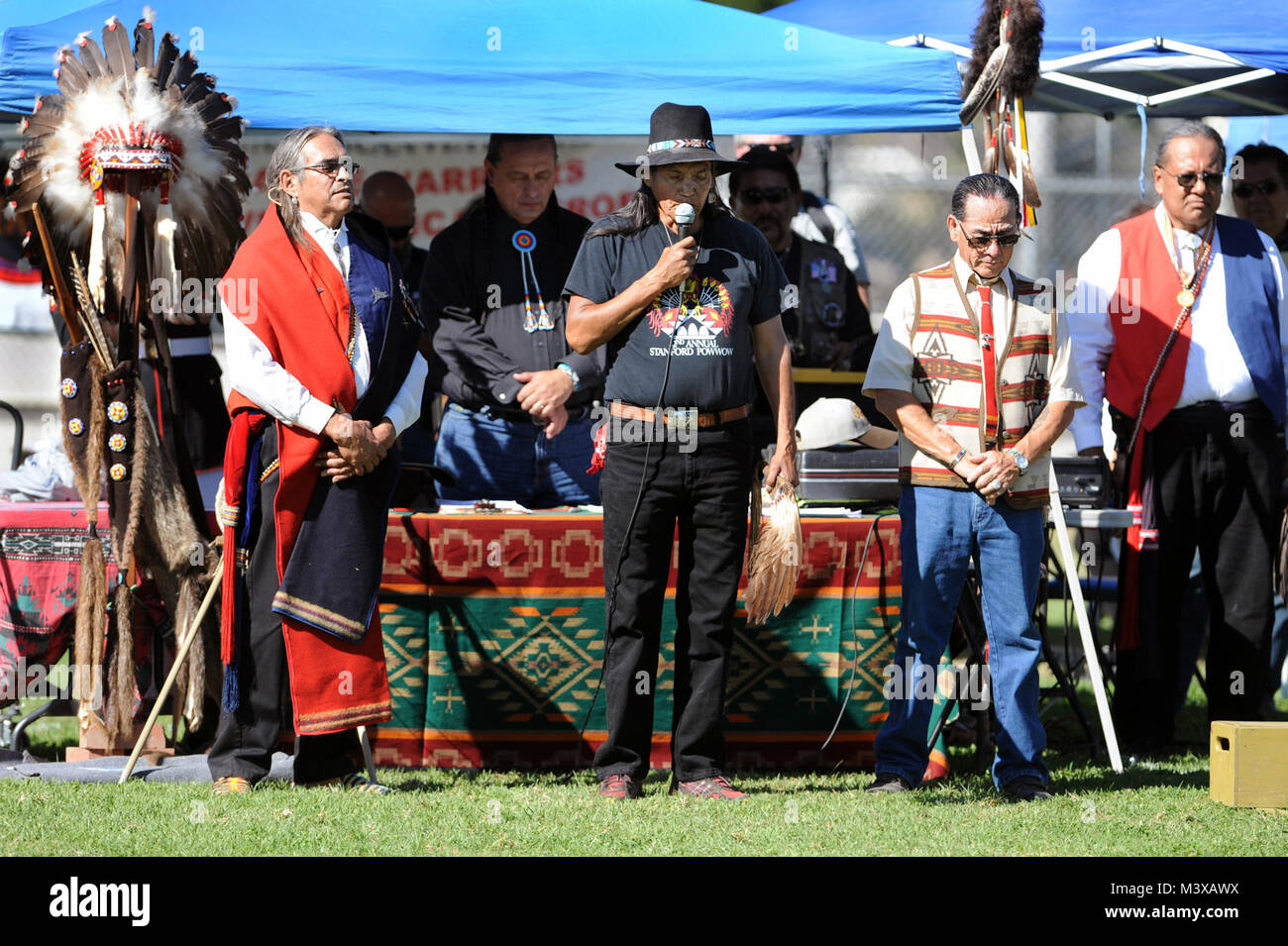 Blackfoot ceremony hires stock photography and images Alamy