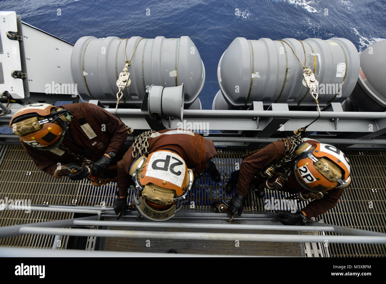 Tie Down Chains High Resolution Stock Photography and Images Alamy