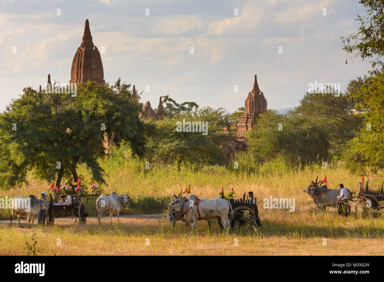 Photo of bagan hi-res stock photography and images - Alamy