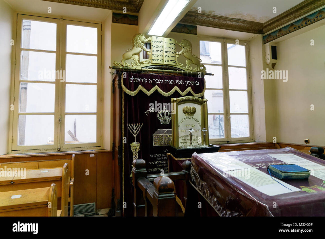 In 1780, in what had once been an apartment, a synagogue was started at 17, rue des Rosiers in the Marais district of Paris. Stock Photo