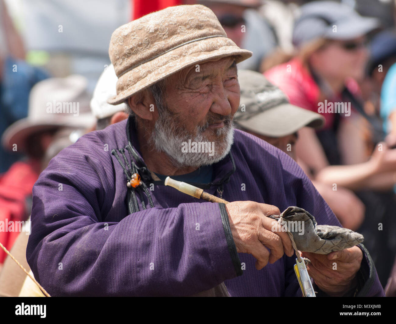 Old Mongolian man Stock Photo - Alamy