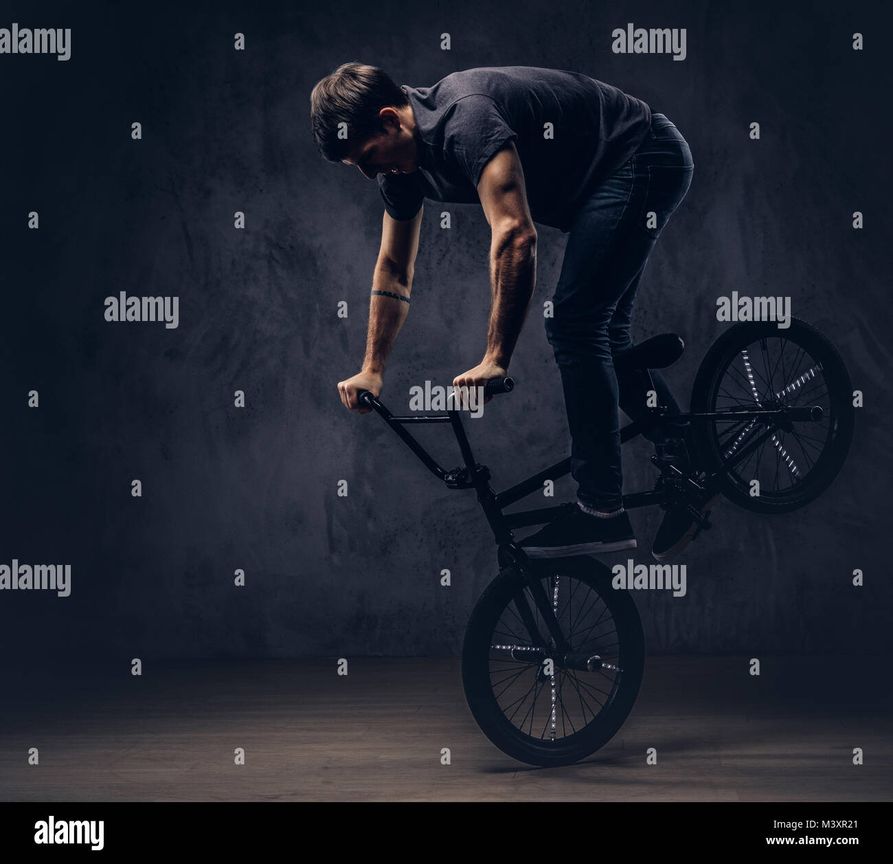 Freestyle bmx blur hi-res stock photography and images - Alamy