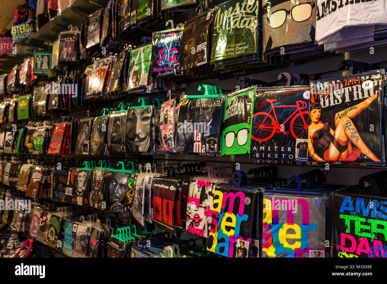 AMSTERDAM, THE NETHERLANDS - JUNE 10, 2014: Souvenir T-shirts in shop in  Amsterdam Stock Photo - Alamy