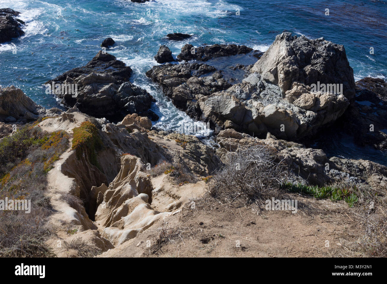 Rock formation on California coastline Stock Photo - Alamy