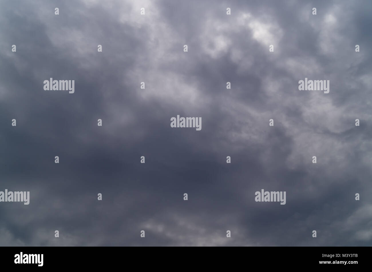 Gloomy gray sky and thick clouds Stock Photo - Alamy
