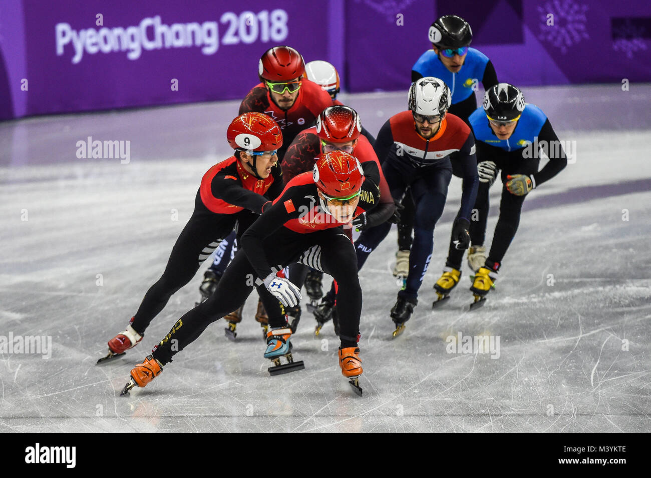 Mens speed skating relay hires stock photography and images Alamy