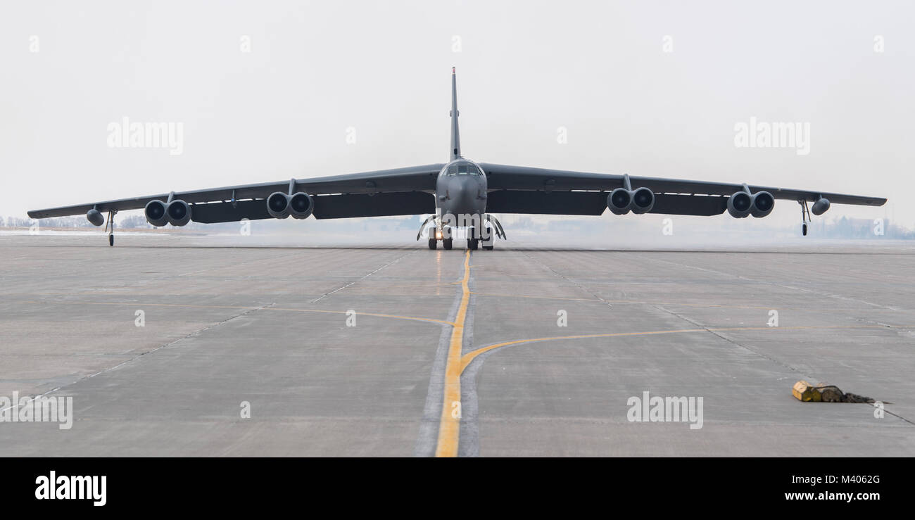 A B-52H Stratofortress taxis on the flightline at Minot Air Force Base, N.D., Feb. 6, 2018. The aircraft was commanded by Gen. Robin Rand, Air Force Global Strike Command commander, and Lt. Col. Michael Maginness, 23rd Bomb Squadron commander. (U.S. Air Force photo by Senior Airman J.T. Armstrong) Stock Photo