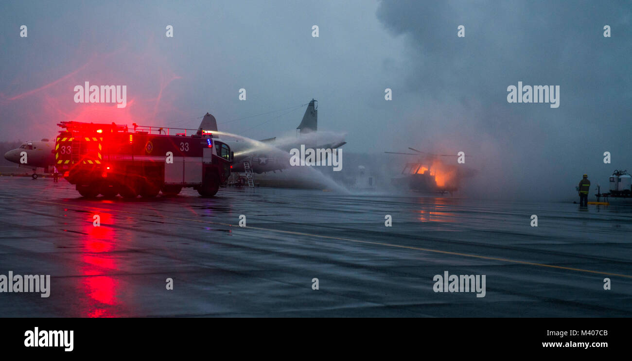 Ffe Fire Navy Navy federal fire department hi-res stock photography and images - Alamy