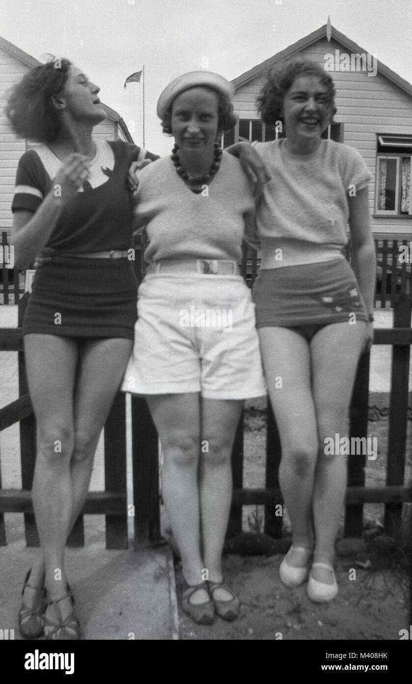 1930s Fashion Women Stock Photos & 1930s Fashion Women Stock Images - Alamy