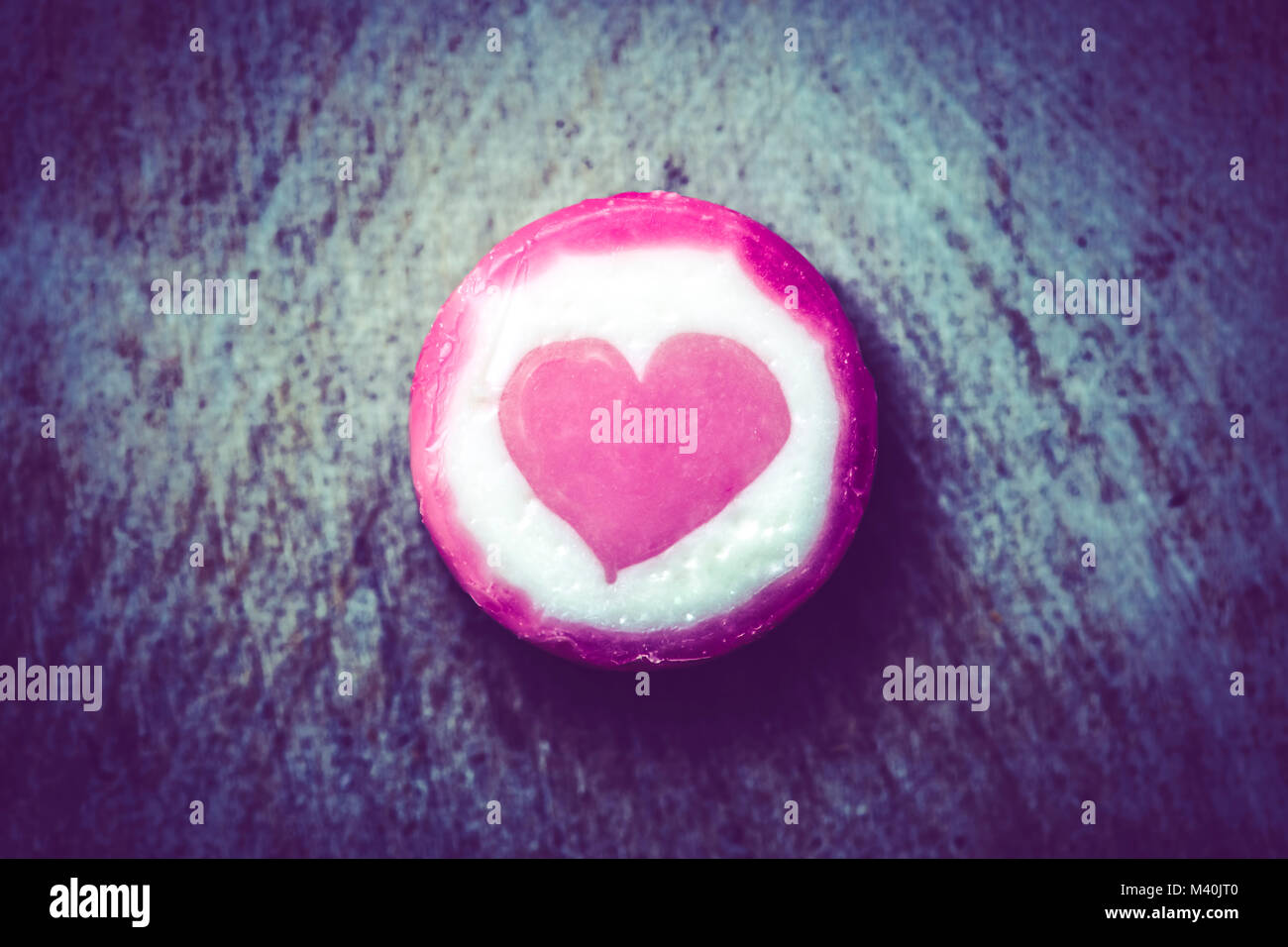 Sweet with heart, Bonbon mit Herz Stock Photo