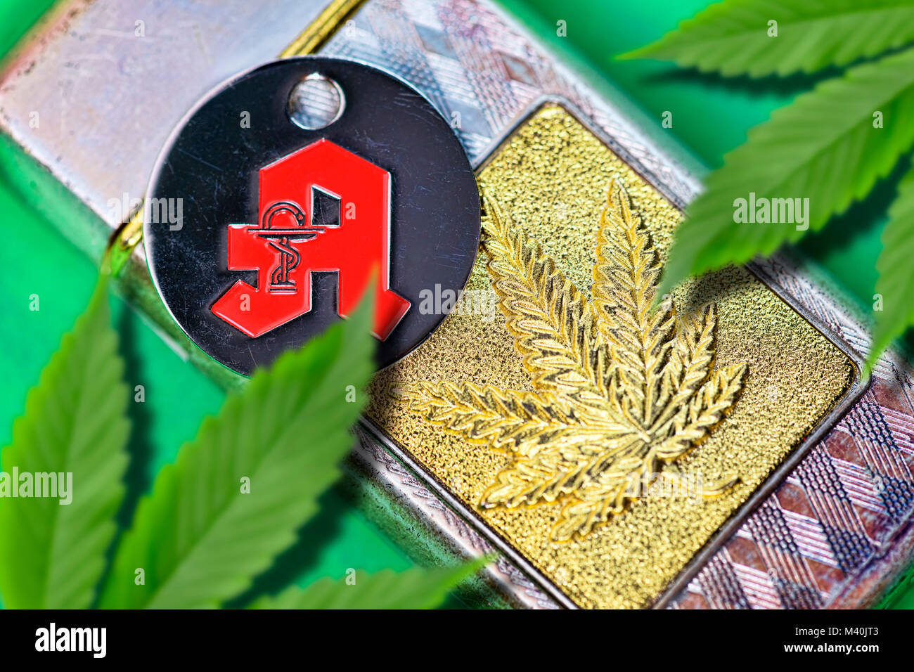 Cannabisblatt hi-res stock photography and images - Alamy