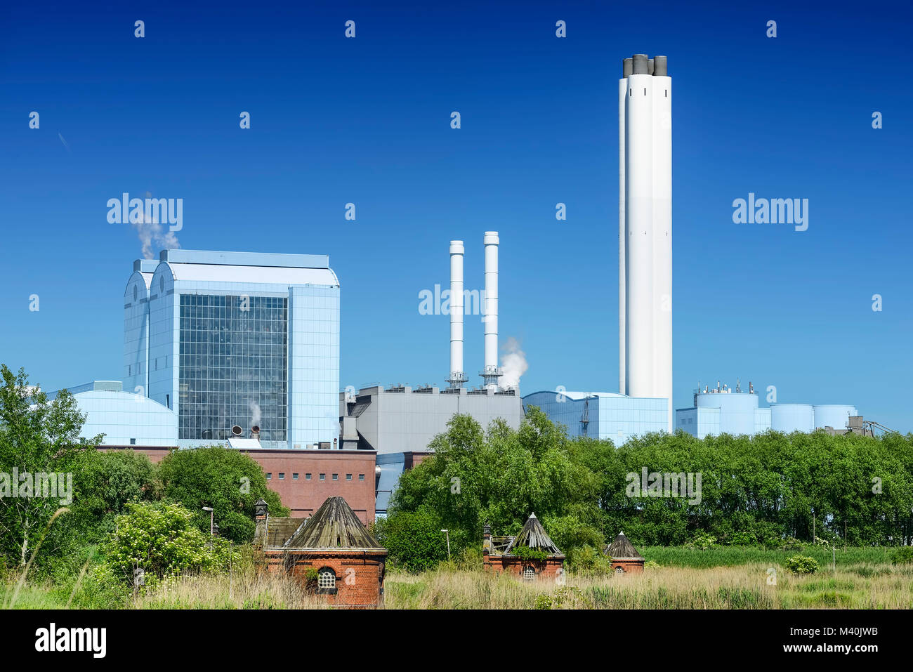 Combined heat and power plant valves Deep Stack and historic cottage in cold stables, rothenburgsort, Hamburg, Germany, Europe, Heizkraftwerk Tiefstac Stock Photo