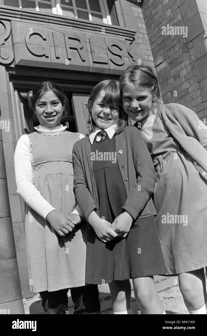 1980s School Girls Stock Photos & 1980s School Girls Stock Images - Alamy