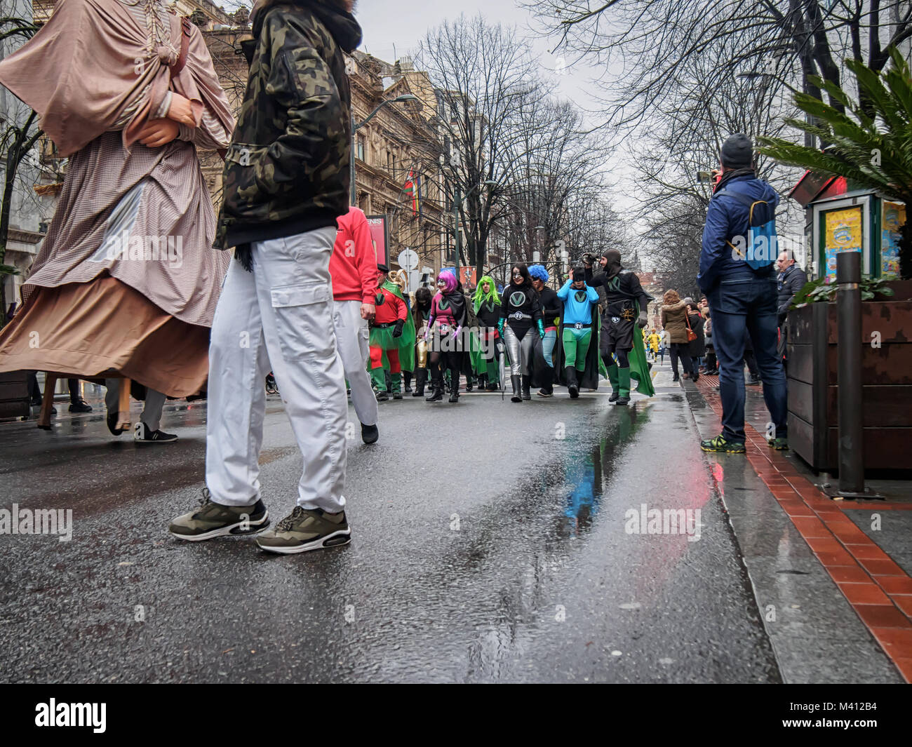 Basque people traditional dress hi-res stock photography and images - Alamy