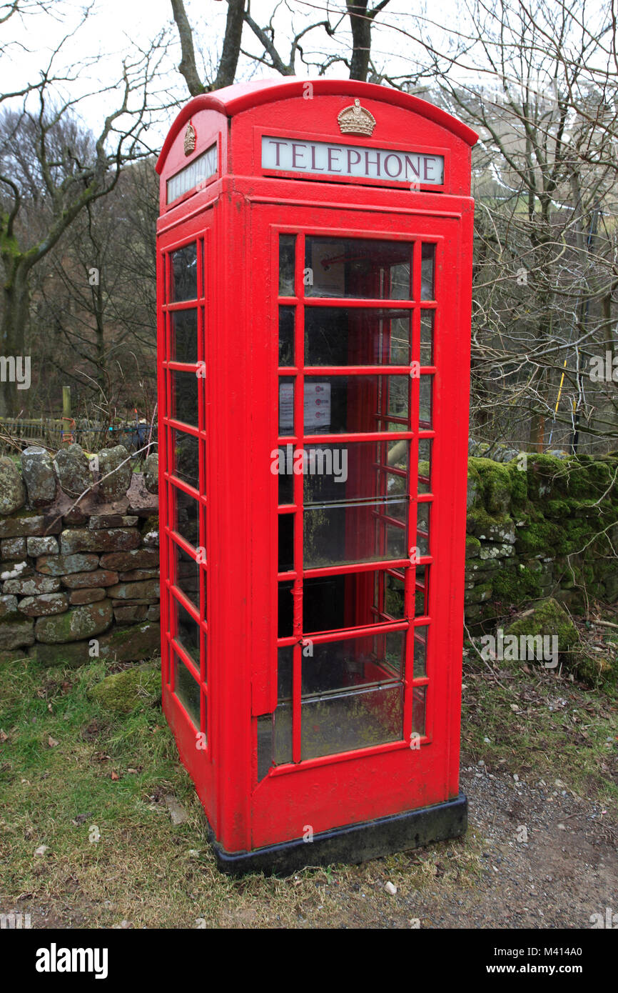 Red phone box in edale village hires stock photography and images Alamy