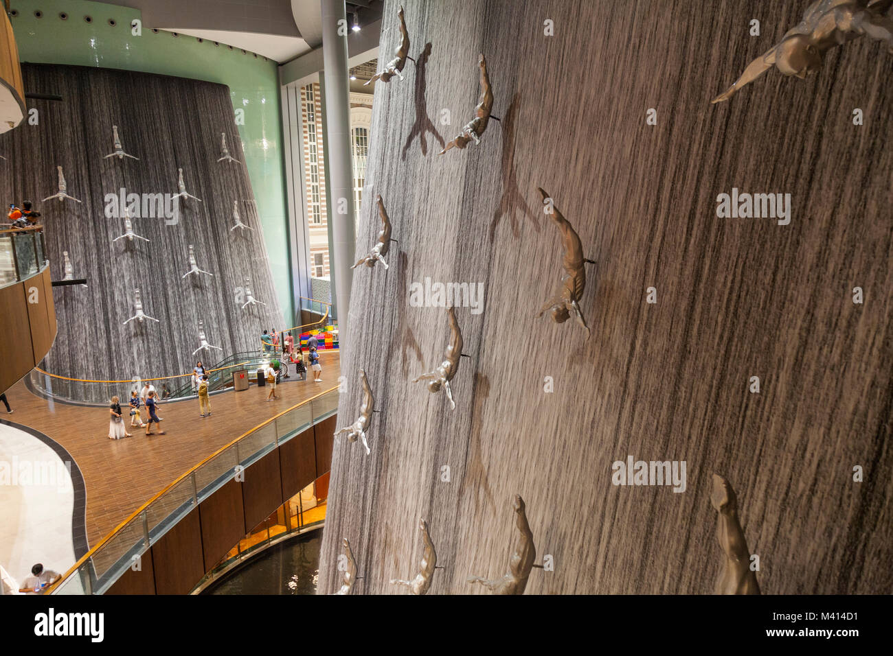 Divers Fountain Dubai Mall United Stock Photos Divers Fountain