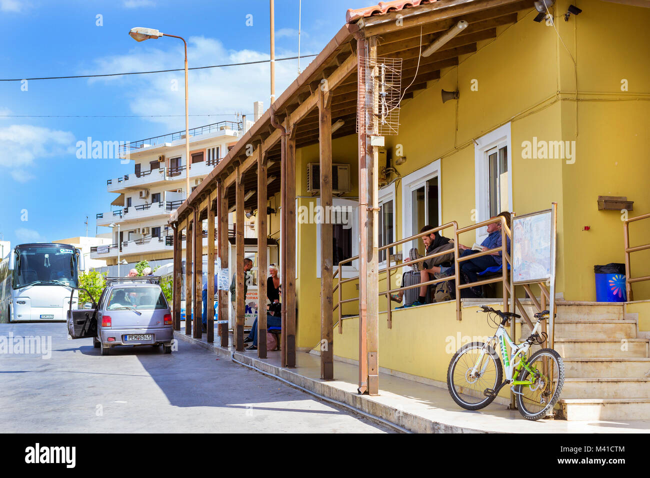 Crete buses hi-res stock photography and images - Alamy