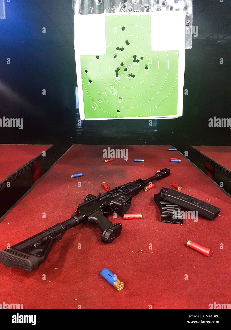 Picture of shooting gallery with target, gun Stock Photo Alamy