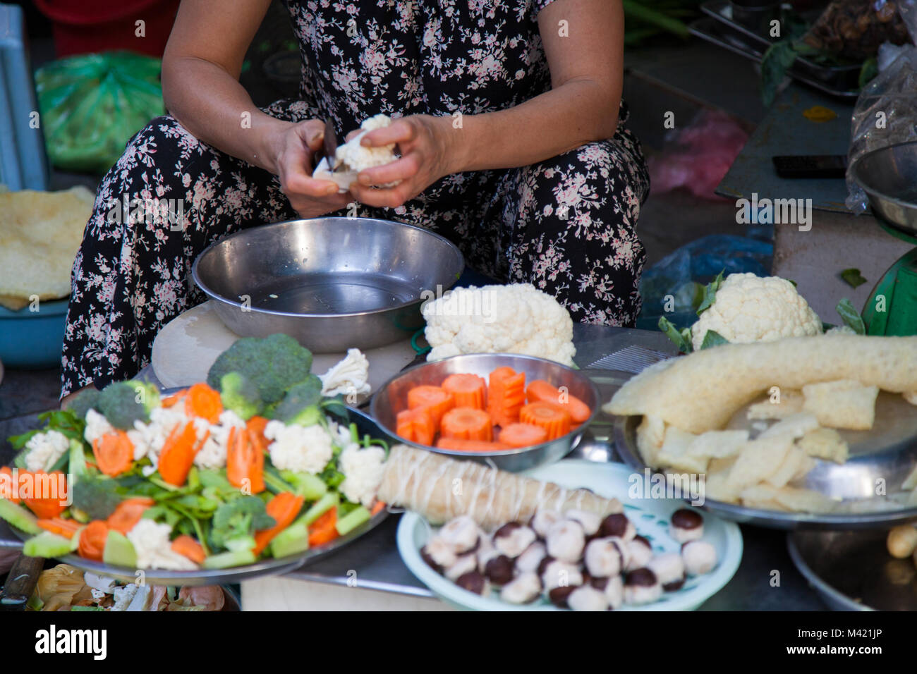 Vietnam hanoi food fresh hi-res stock photography and images - Alamy