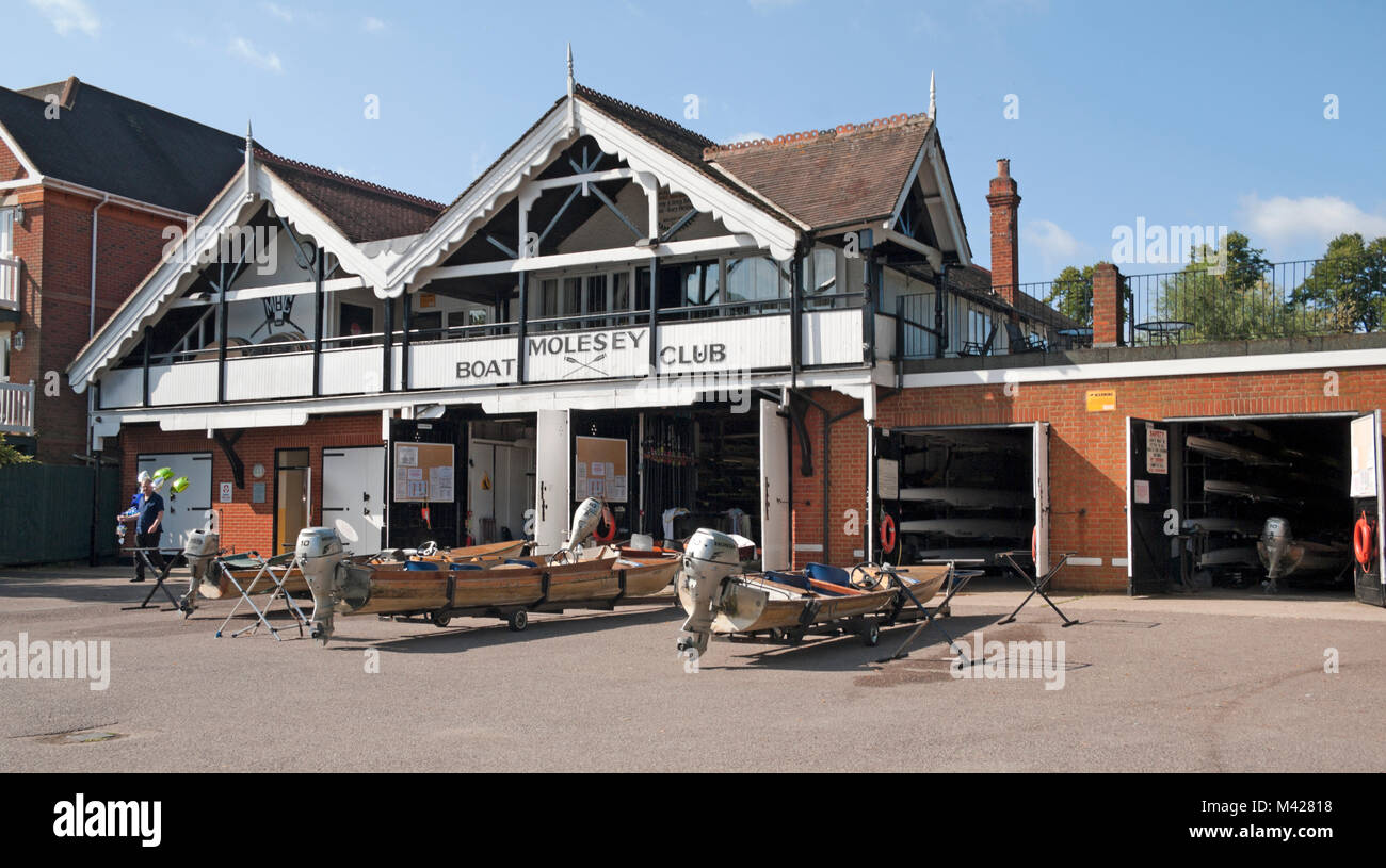 Hampton Court, East Molesey, Molesey Boat House Club, Building by