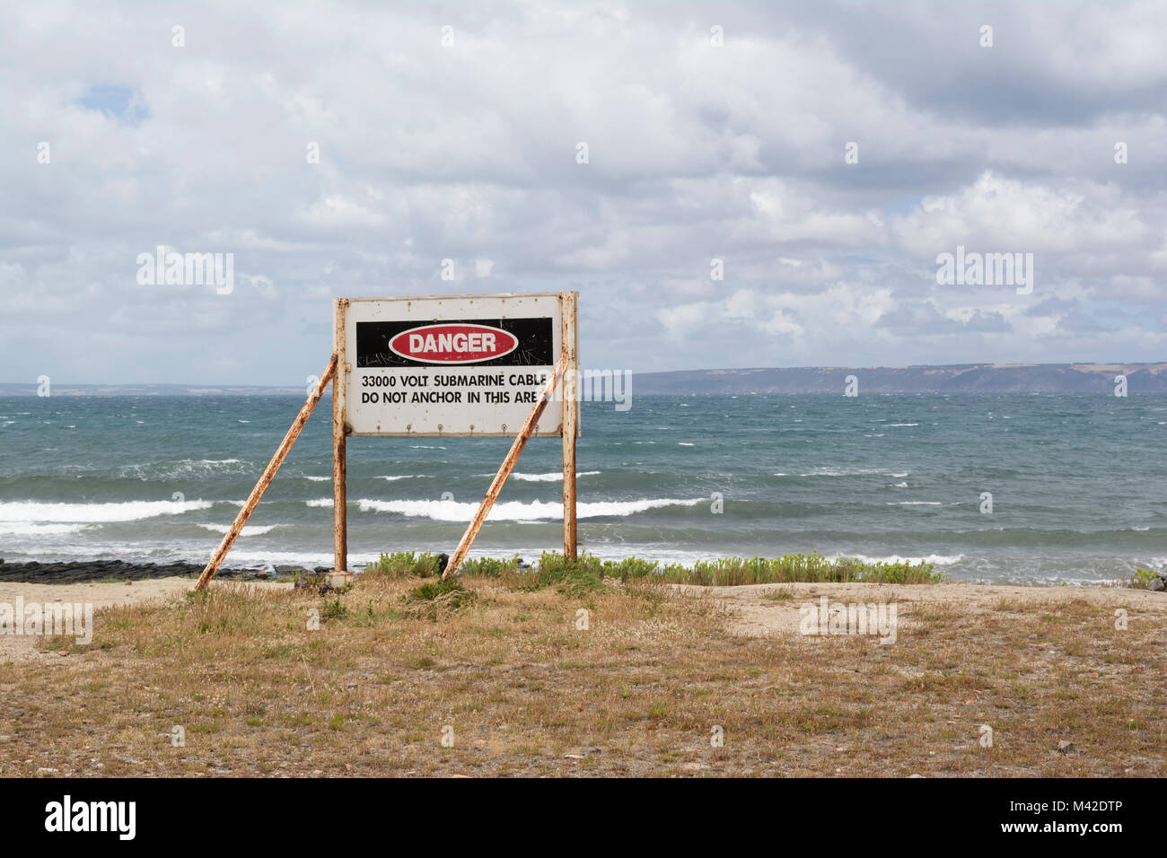 fishery-beach-south-australia-australia-december-2-2017-danger-signage-M42DTP.jpg
