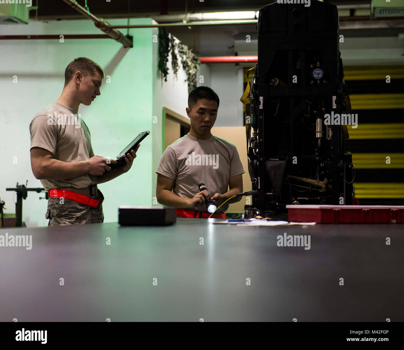 18th component maintenance squadron hi-res stock photography and images ...