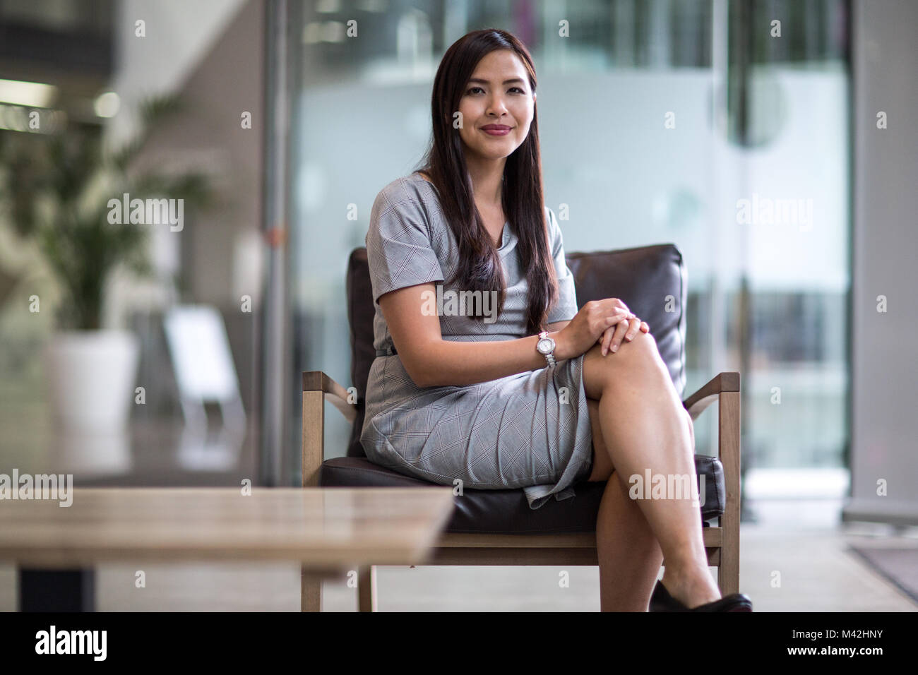 Asian businesswoman portrait hi-res stock photography and images - Alamy