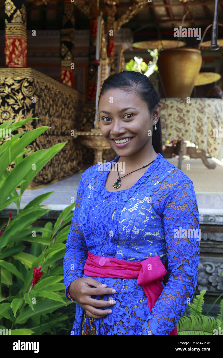 Balinese girl hi-res stock photography and images - Alamy
