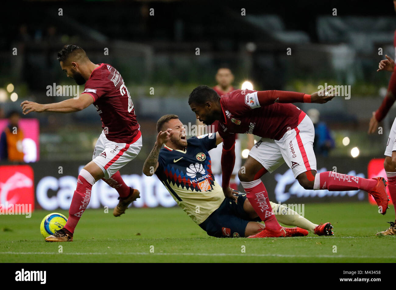 america s jeremy menez c vies for the ball with gabriel achilier stock photo alamy alamy