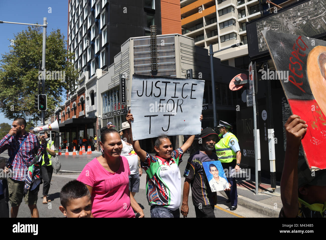 Redfer Riots Aboriginal housing redfern hi-res stock photography and images - Alamy