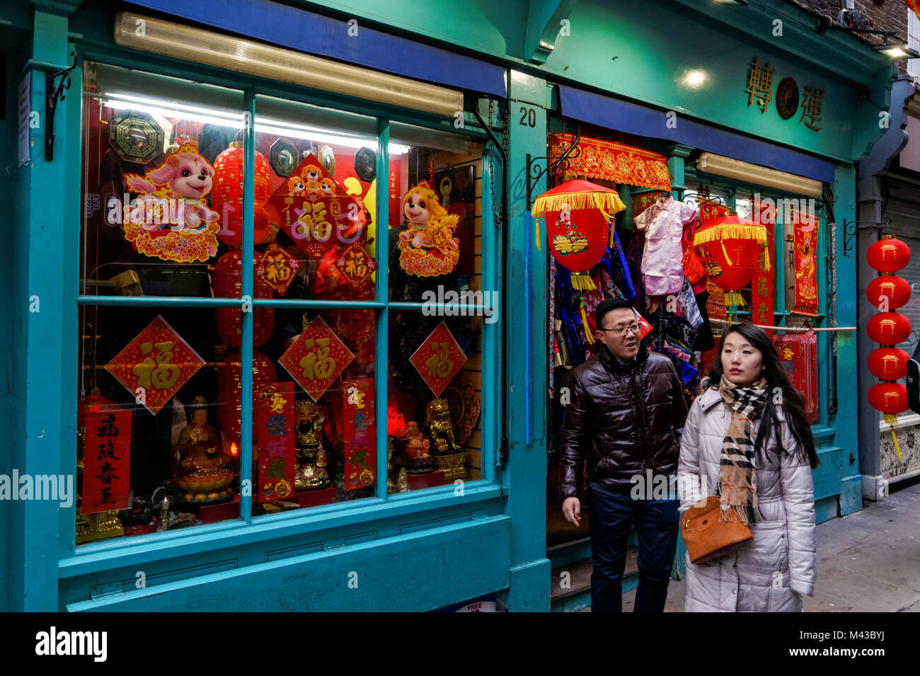 Asian Shoppers London Stock Photos Asian Shoppers London Stock