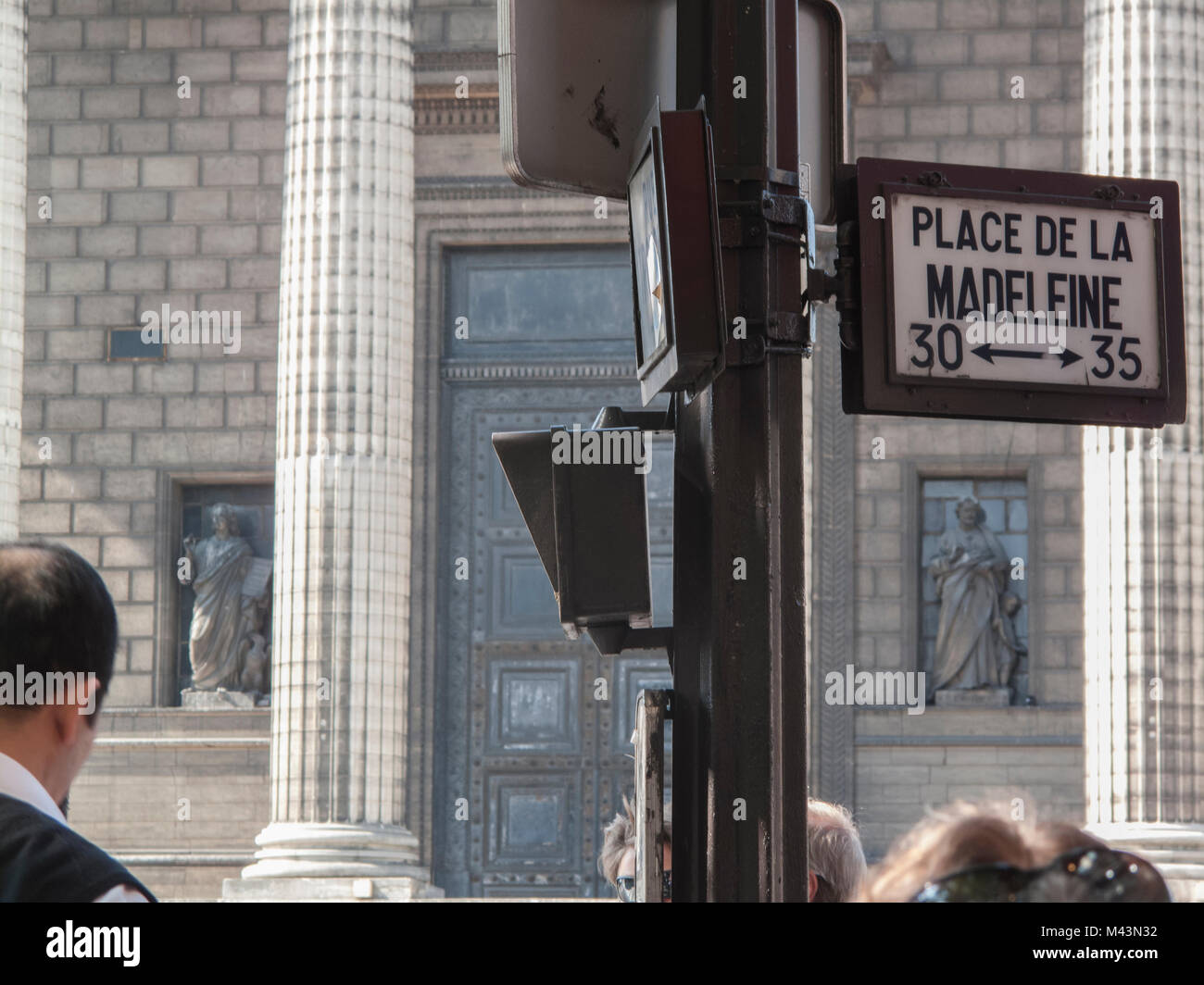 Place de la madeleine hi-res stock photography and images - Alamy