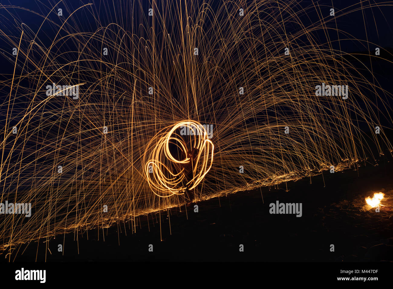 Dance shot hi-res stock photography and images - Alamy, image size:1300x956